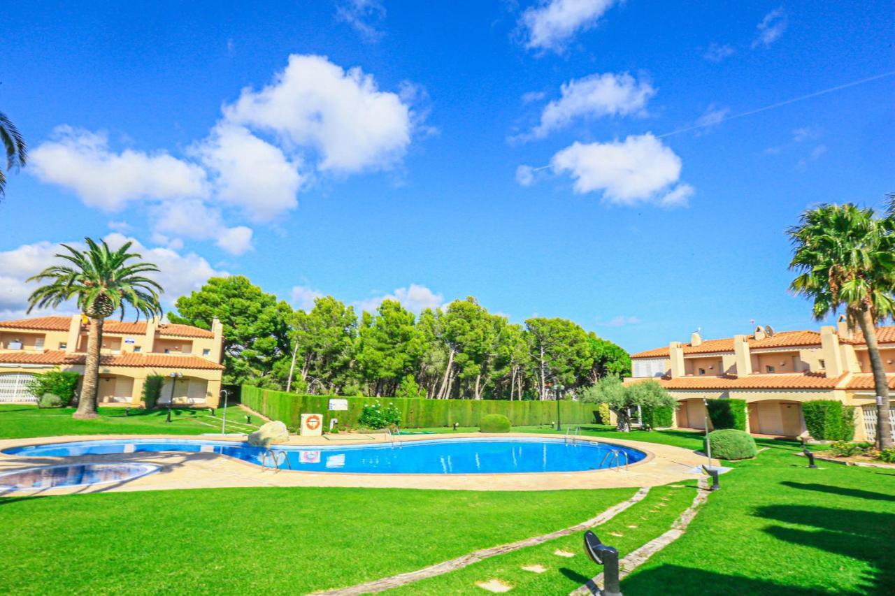 Las Brisas I - Only Families Миами-Плайя Экстерьер фото